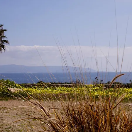 Julia's Studio, Familienfreundlich Am Meer,mit Xl Terrasse, Meerespanorama Logaras