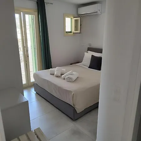 Julia's Studio, Familienfreundlich Am Meer,mit Xl Terrasse, Meerespanorama Apartamento Logaras